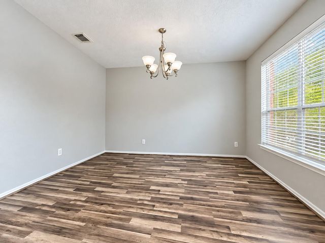 43 W Spindle Tree Circle, The Woodlands, TX 77382