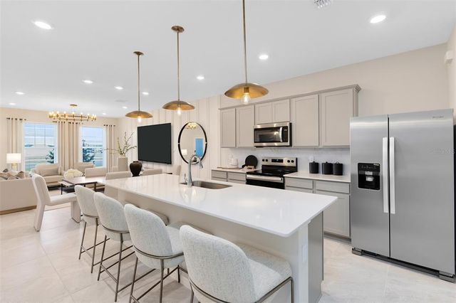 11280 BLUE BAY DRIVE, Orlando, FL 32832