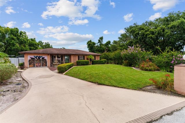 316 AMANDA LANE, Leesburg, FL 34748