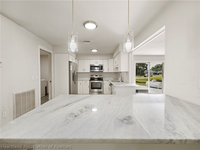 3501 Oakview Drive, Sebring, FL 33876