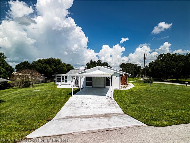 3501 Oakview Drive, Sebring, FL 33876