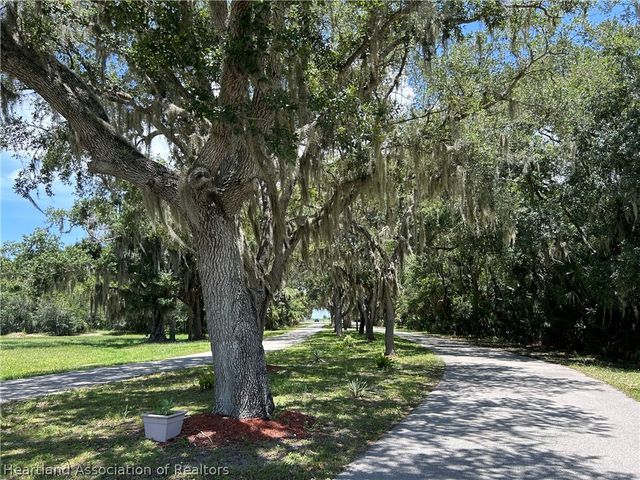 3501 Oakview Drive, Sebring, FL 33876