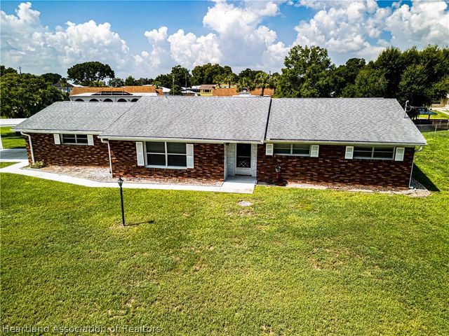 3501 Oakview Drive, Sebring, FL 33876