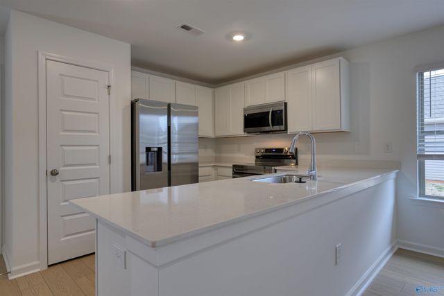 180 Labrador Lane, Harvest, AL 35749