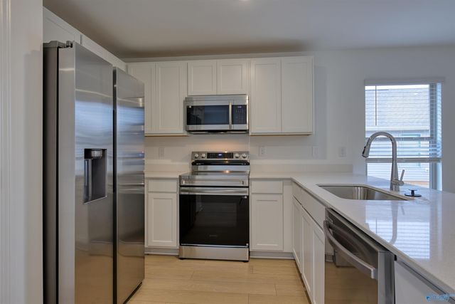 180 Labrador Lane, Harvest, AL 35749