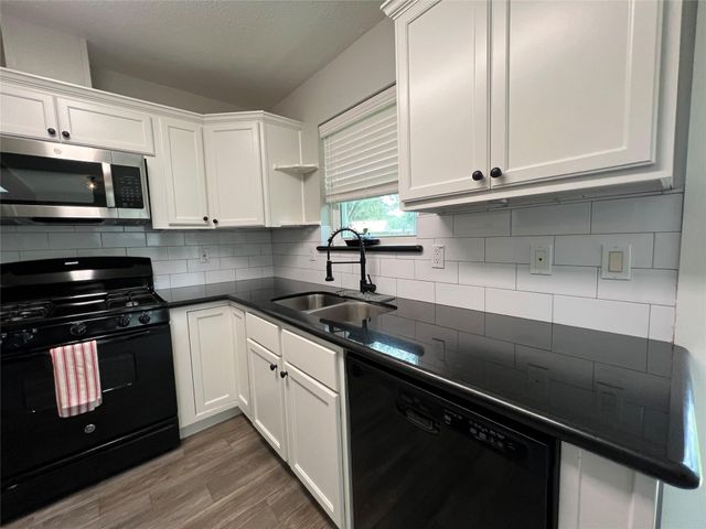 3215 Keywood Lane, Katy, TX 77449