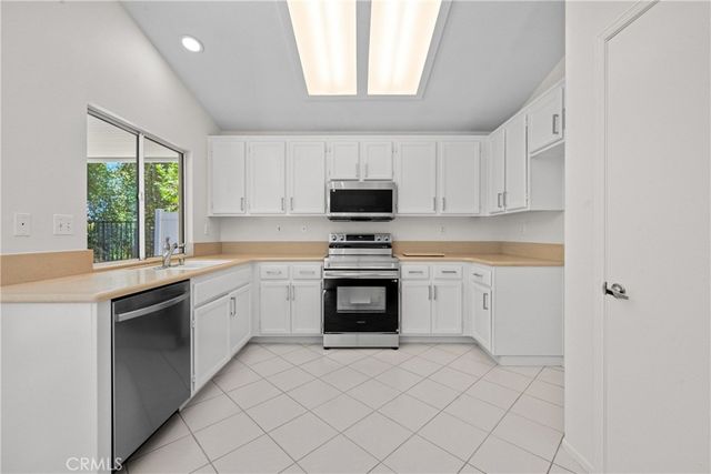 23955 Via Astuto, Murrieta, CA 92562