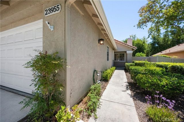 23955 Via Astuto, Murrieta, CA 92562