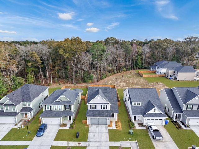 4012 Windsor Ward Lane, North Charleston, SC 29420