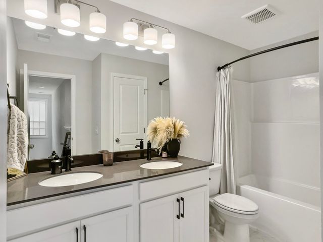 4012 Windsor Ward Lane, North Charleston, SC 29420