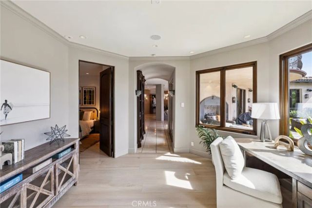 215 S Poinsettia Avenue, Manhattan Beach, CA 90266