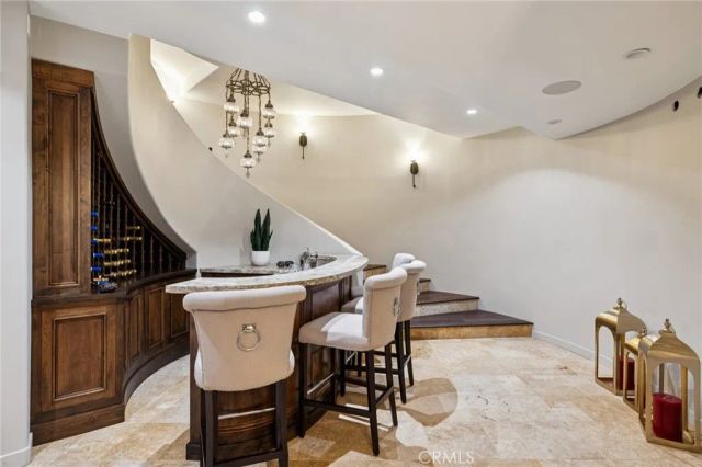 215 S Poinsettia Avenue, Manhattan Beach, CA 90266