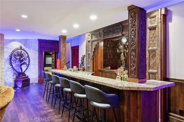 215 S Poinsettia Avenue, Manhattan Beach, CA 90266