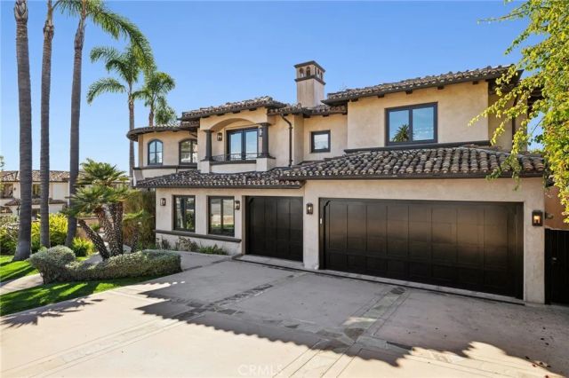 215 S Poinsettia Avenue, Manhattan Beach, CA 90266