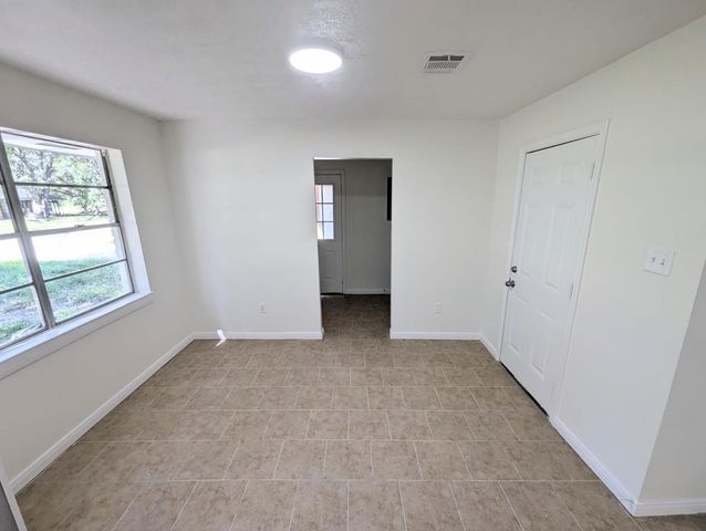 809 Glen Hollow Drive, Conroe, TX 77385