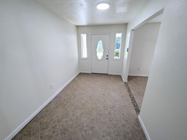 809 Glen Hollow Drive, Conroe, TX 77385