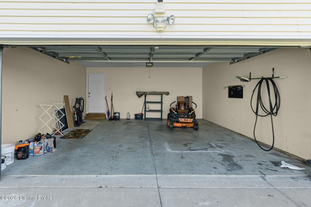417 Kaylyn Dr, Elizabethtown, KY 42701