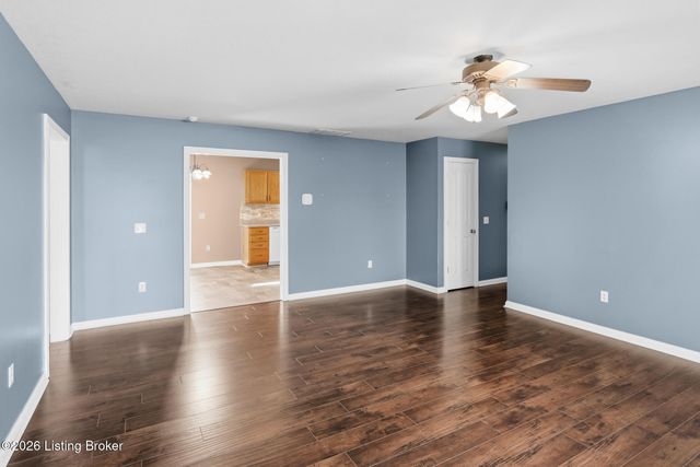 417 Kaylyn Dr, Elizabethtown, KY 42701