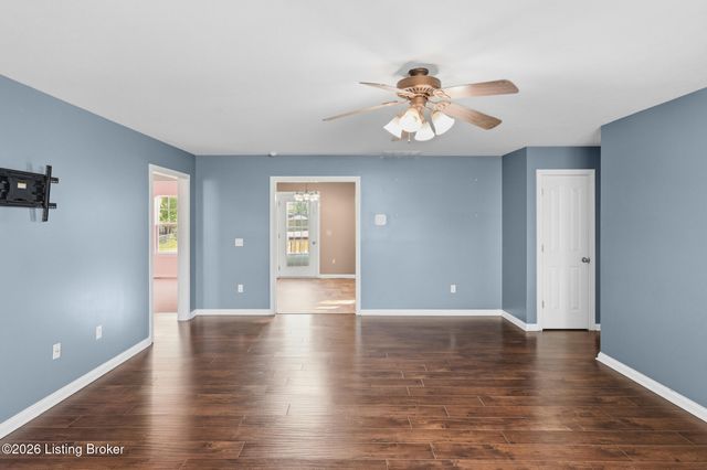 417 Kaylyn Dr, Elizabethtown, KY 42701
