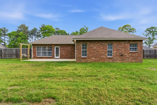 110 Archel St., Petal, MS 39465