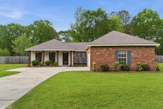110 Archel St., Petal, MS 39465