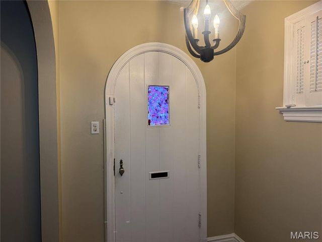 5730 Park Lane, St Louis, MO 63147