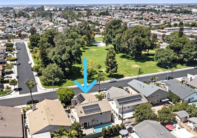 11580 Panay, Cypress, CA 90630