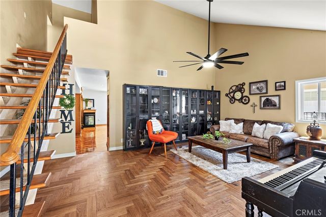 11580 Panay, Cypress, CA 90630