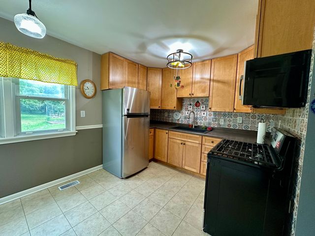 2243 Lambert Avenue, Mounds View, MN 55112