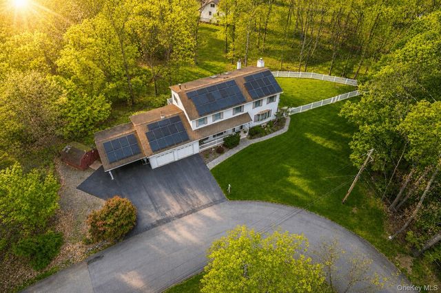 4 Distillery Glen, Warwick, NY 10990