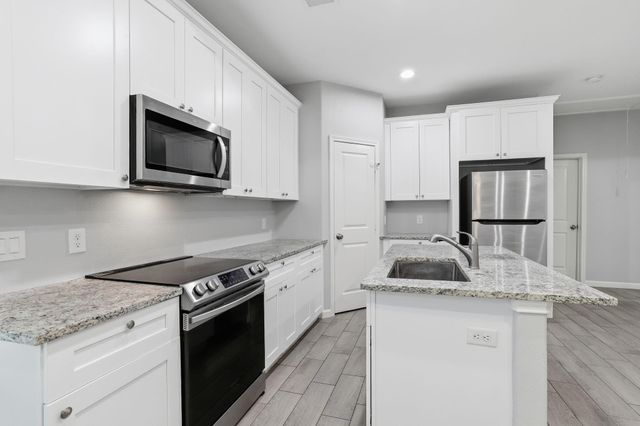 16919 Balmoral, Montgomery, TX 77316