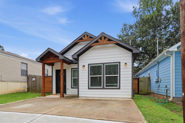 16919 Balmoral, Montgomery, TX 77316