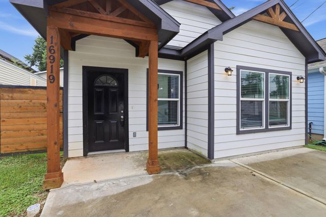 16919 Balmoral, Montgomery, TX 77316