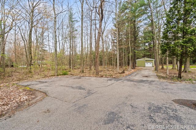 15845 Riley Street, Holland, MI 49424