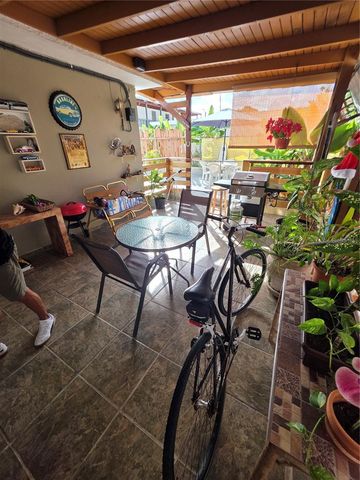 509 Blq 211 URB. VILLA CAROLINA 13, Carolina, PR 00984