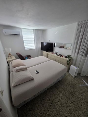 509 Blq 211 URB. VILLA CAROLINA 13, Carolina, PR 00984