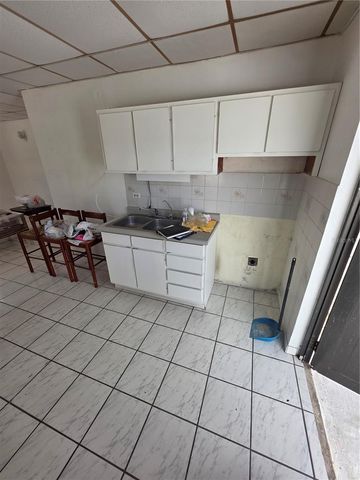 509 Blq 211 URB. VILLA CAROLINA 13, Carolina, PR 00984