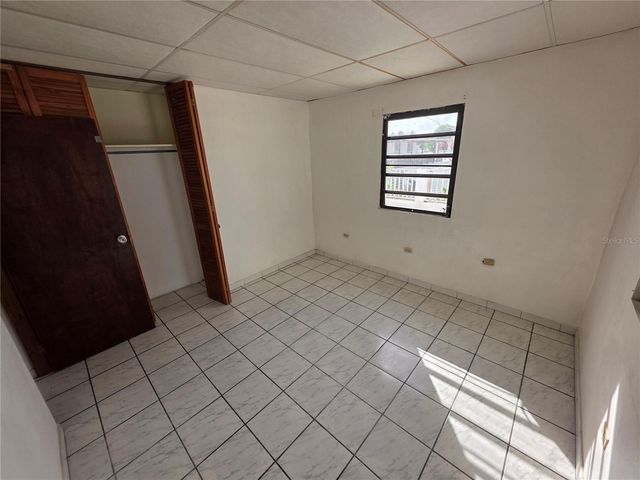 509 Blq 211 URB. VILLA CAROLINA 13, Carolina, PR 00984