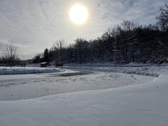 49501 Hwy 171, Gays Mills, WI 54631