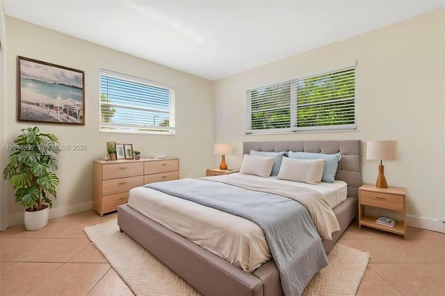 2201 NW 64th Ave, Sunrise, FL 33313