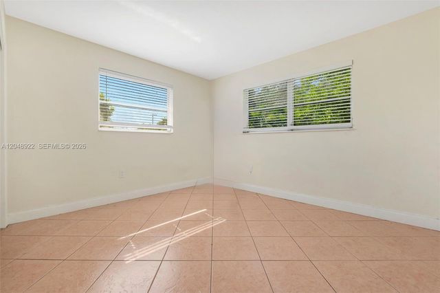 2201 NW 64th Ave, Sunrise, FL 33313