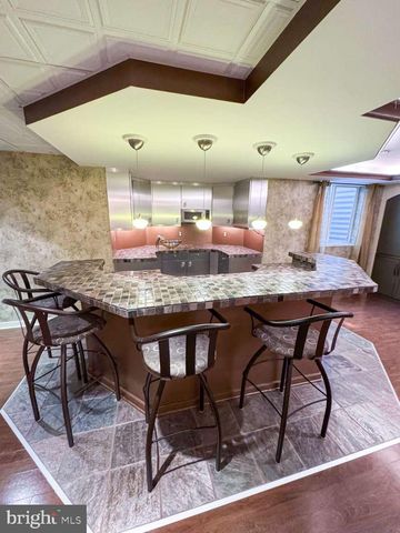 701 WOODFIELD DR, Lititz, PA 17543