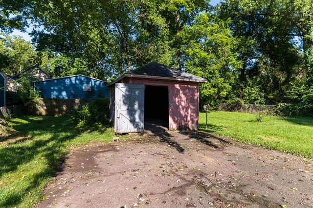 1321 Princeton Avenue, Kalamazoo, MI 49007