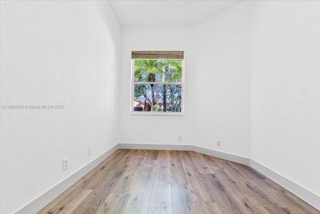 830 Lavender Cir, Weston, FL 33327