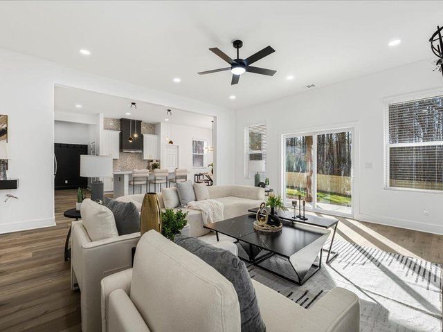 573 Coach Bobby Dodd Road, Dallas, GA 30132