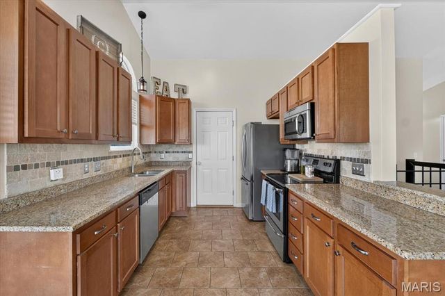 819 Glenhaven Drive, O'fallon, MO 63366