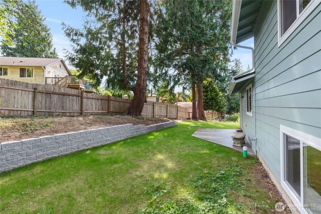 7611 NE Beachwood Avenue, Poulsbo, WA 98370