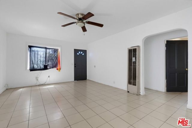 331 W 92nd Street, Los Angeles, CA 90003