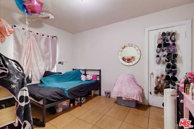 331 W 92nd Street, Los Angeles, CA 90003