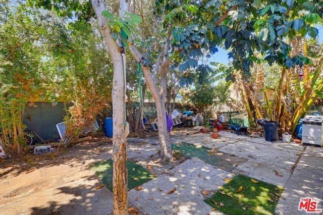 331 W 92nd Street, Los Angeles, CA 90003